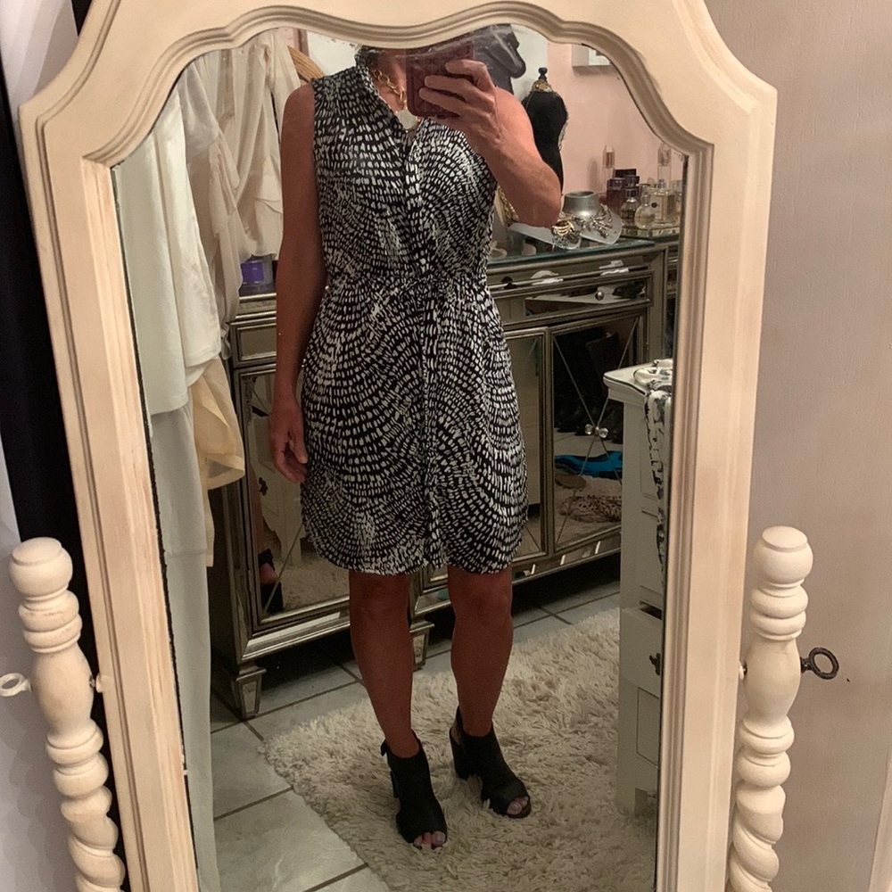Black and white dress - Picture 4 of 12